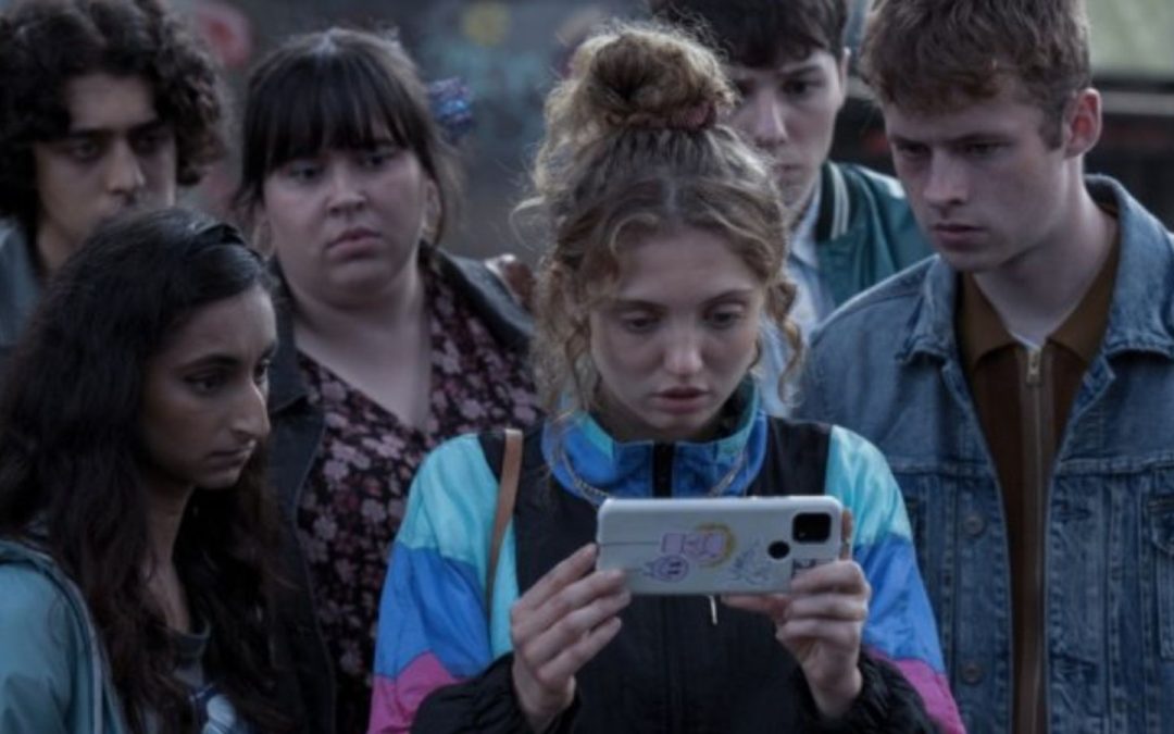 A First Look At Netflix’s Upcoming Teen Horror Series ‘Red Rose’