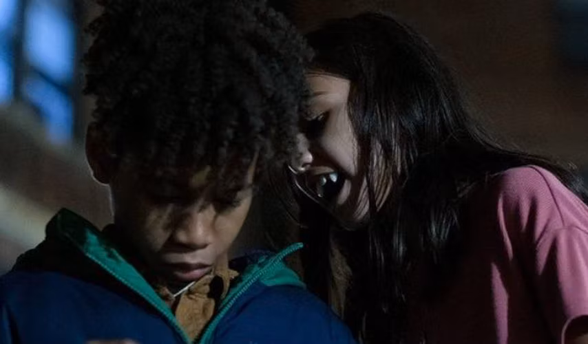 Sink Your Teeth Into The First Images From The "Let The Right One In" Series