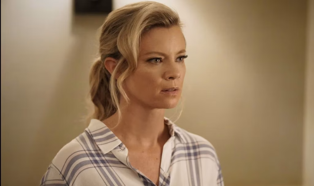 "Stargirl" Actress Amy Smart Is Leading The Cast Of Upcoming Thriller 'Blunt'