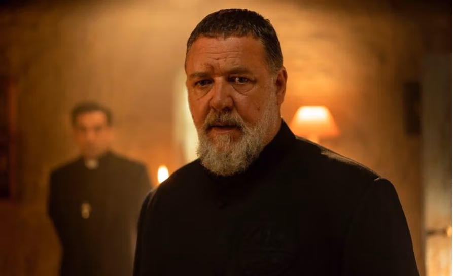 Russell Crowe Plays Deadly Stakes in New Poker Thriller