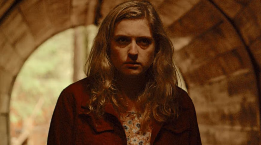 A Mother Fights To Protect Her Daughter In The Trailer For 'Twisted'