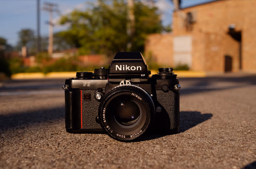 How to Capture a Picture with a Blurry Backdrop Using Your Camera