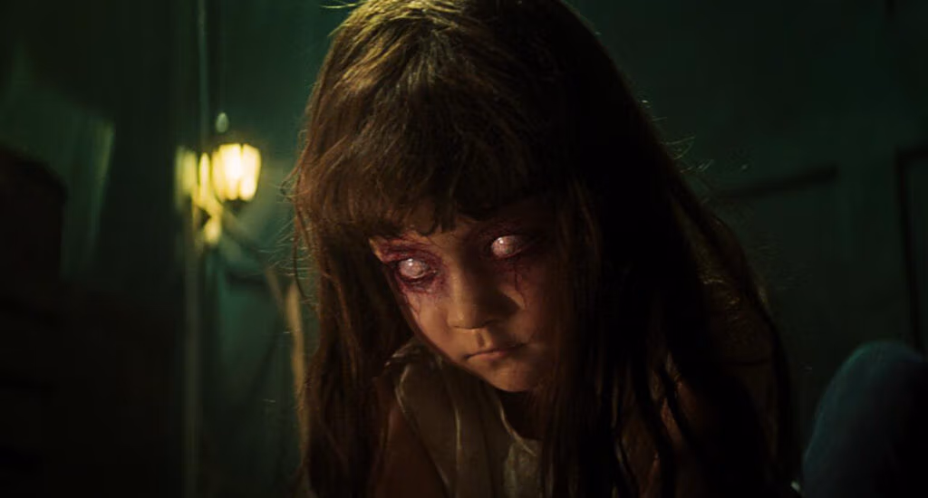 A Painting Hides A Terrifying Secret In The Thai Horror 'Cracked' (Trailer)