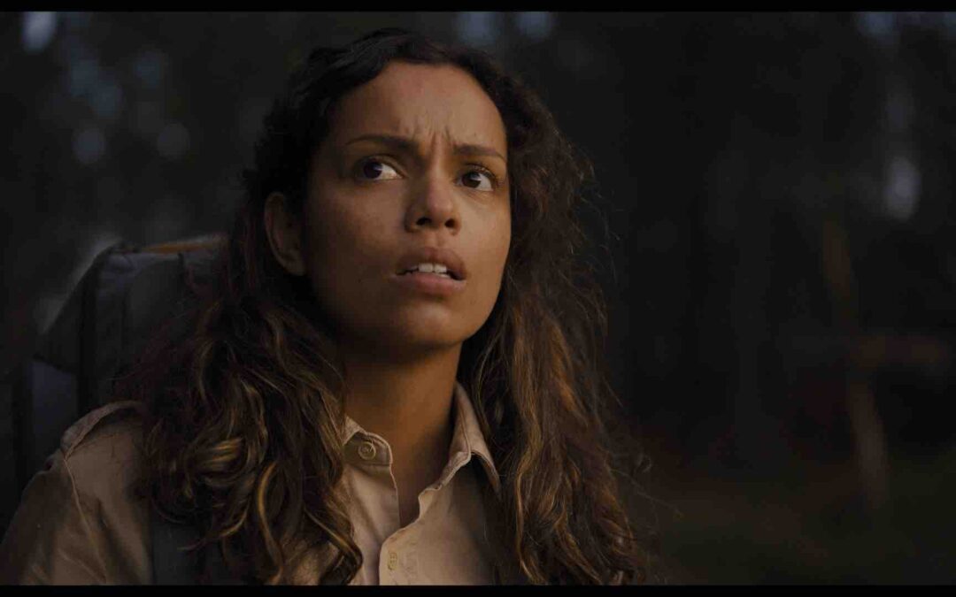 Spoiler-Free Reviews: LOVELY, DARK, AND DEEP and STAY ONLINE (Fantasia)