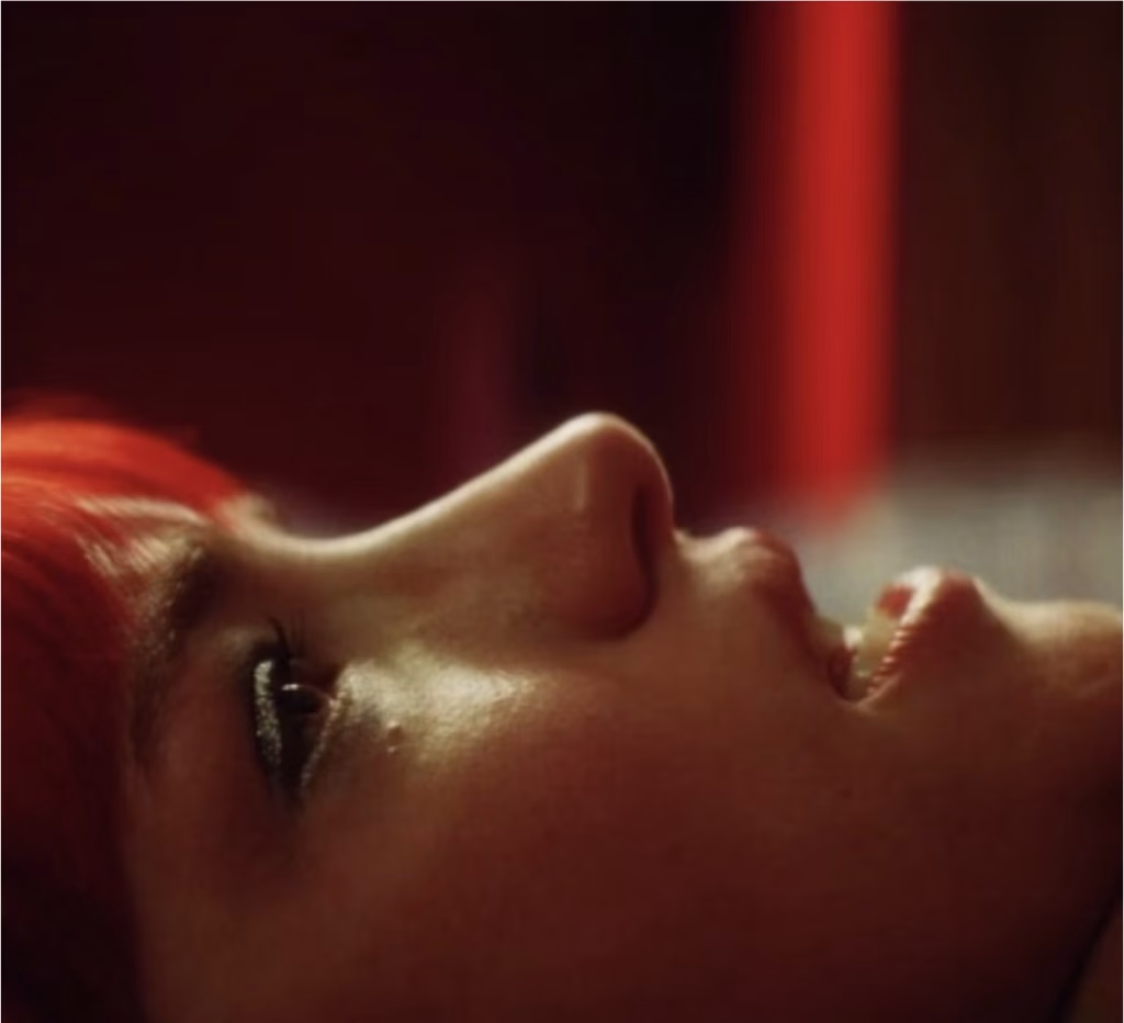 Spoiler-Free Reviews: STRANGE DARLING and THE WAIT (Fantastic Fest)