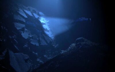 Spoiler-Free Film Reviews: GODS OF THE DEEP and THE VEIL (H.P. Lovecraft Film Festival)