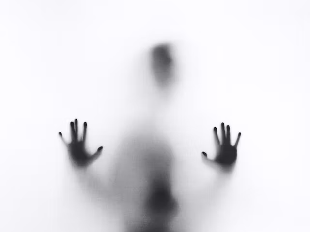 7 Tips for Analyzing Horror Film Techniques: A Student's Guide