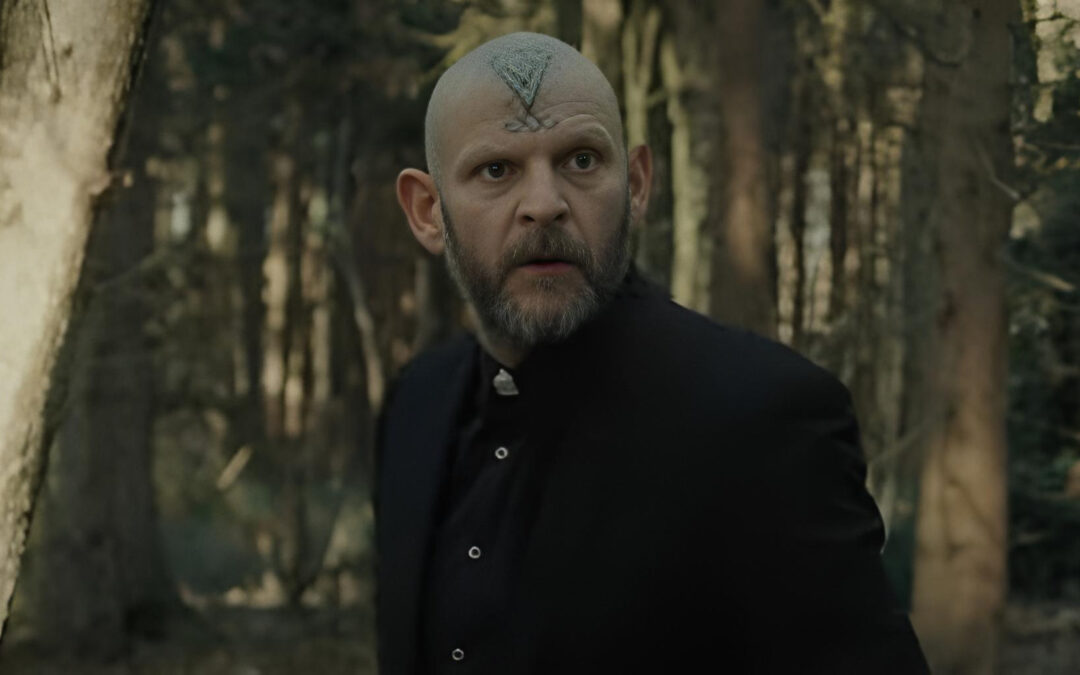 A Terrifying Cult Stalks the Horror Thriller ‘Spring Lakes’