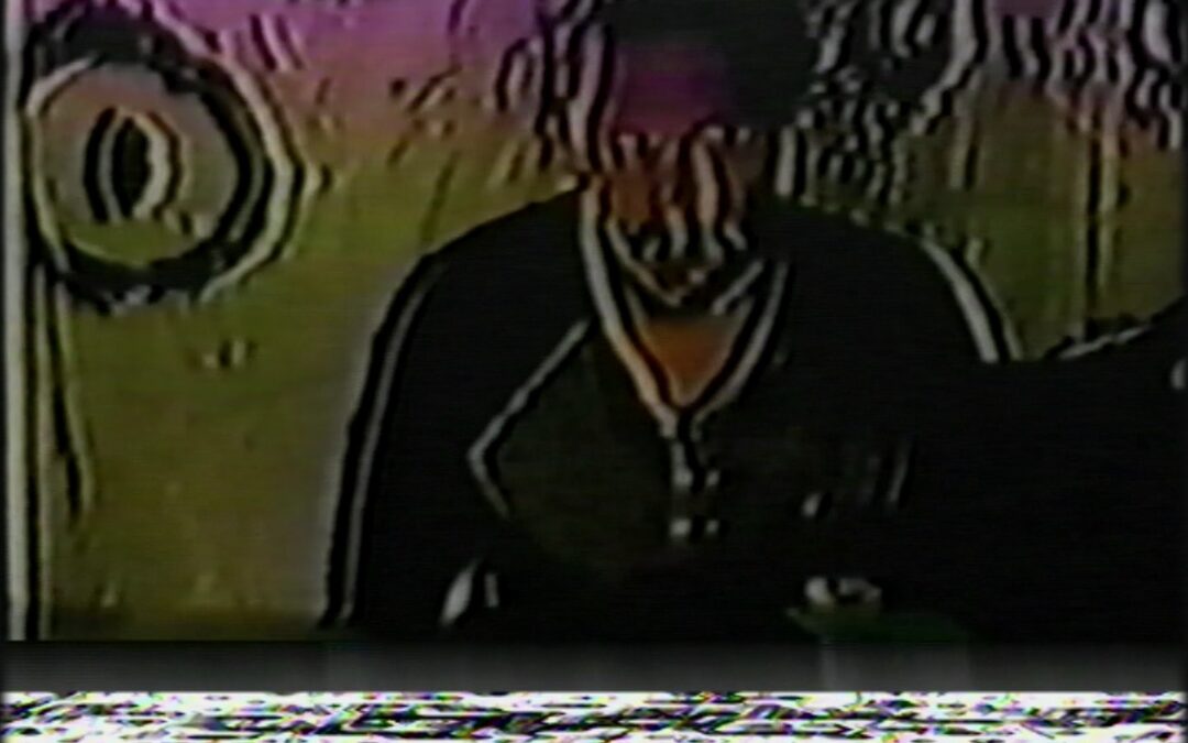 Spoiler-Free Short Film Reviews: “Homebody,” “Extreme Gravity,” “Kelly,” “Beholder,” “Red Leather, Yellow Leather,” “Turtle?”, “What I Remember” (Unnamed Footage Festival)
