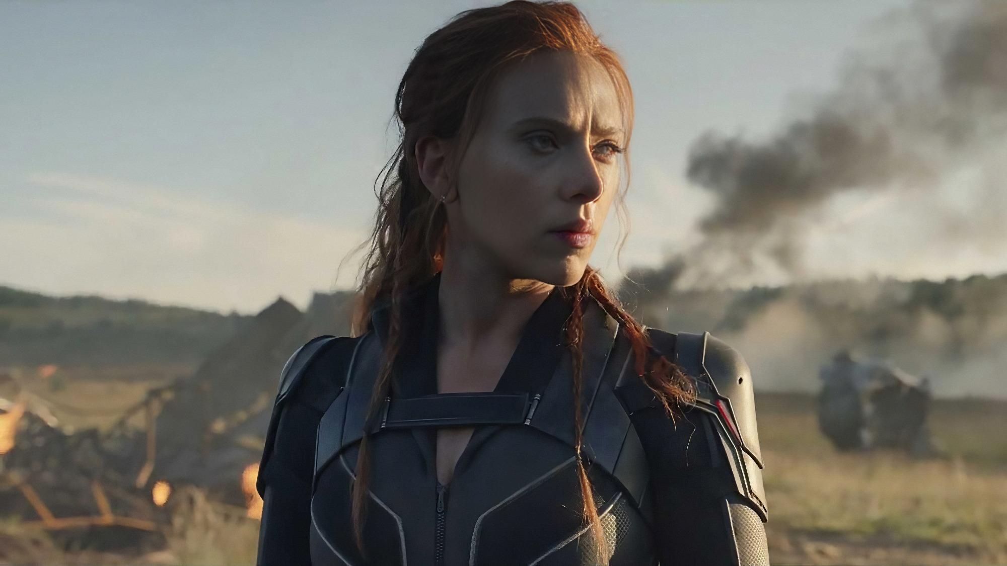 Black Widow starring in Jurassic World 4