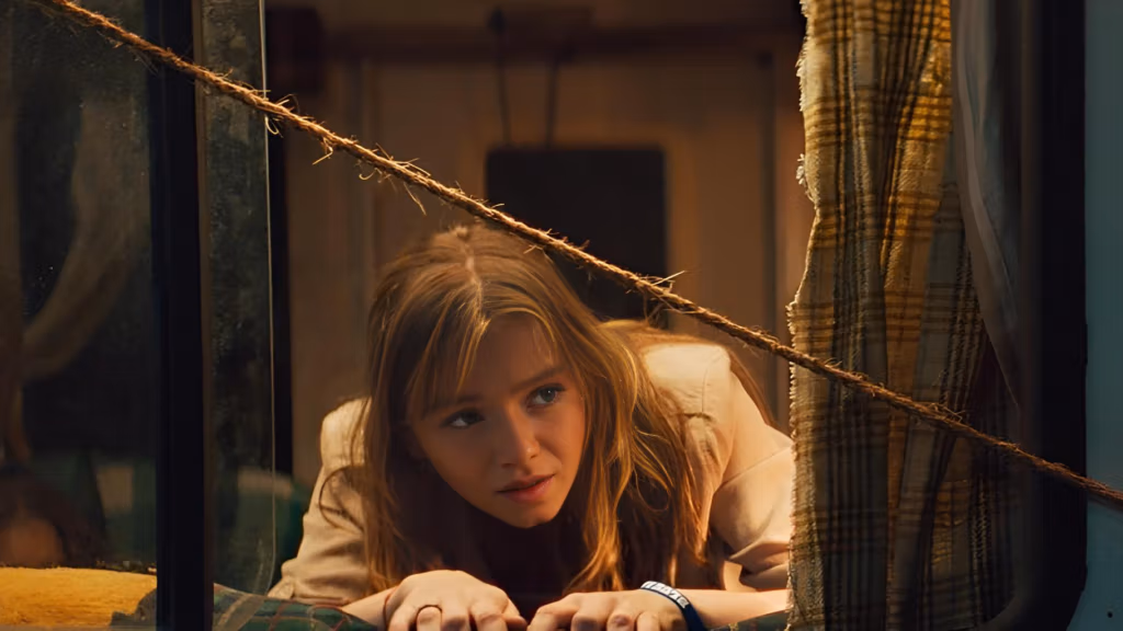 A Haunting First Look at the True Story-Inspired Horror 'Don't Turn Out the Lights'