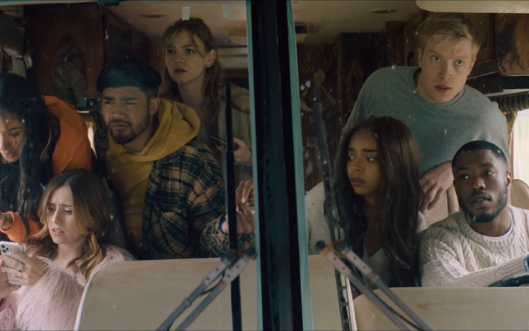 A Trip Takes a Terrifying Turn in the ‘Don’t Turn Out the Light’ Trailer