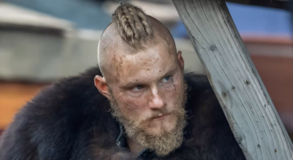 Viking's Alexander Ludwig Stars in Survival Horror 'Night Comes'