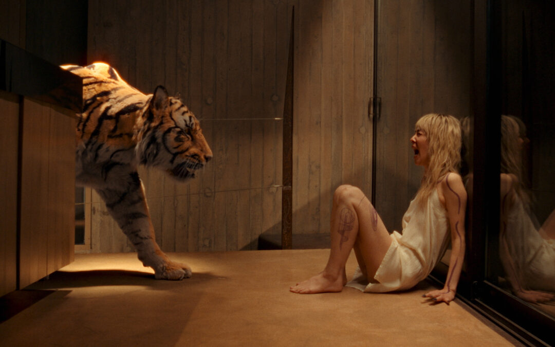 AI and Neo-Noir Nightmares: Noomi Rapace Thriller ‘Hot Spot’ Hits Theaters This August