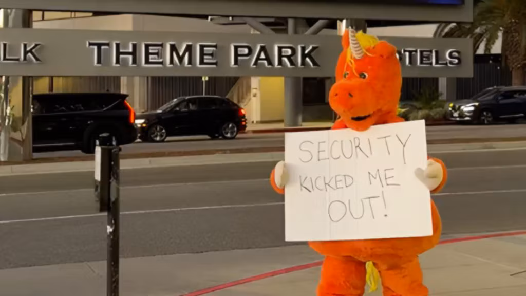 BUDDY Got Kicked Out of Halloween Horror Nights!