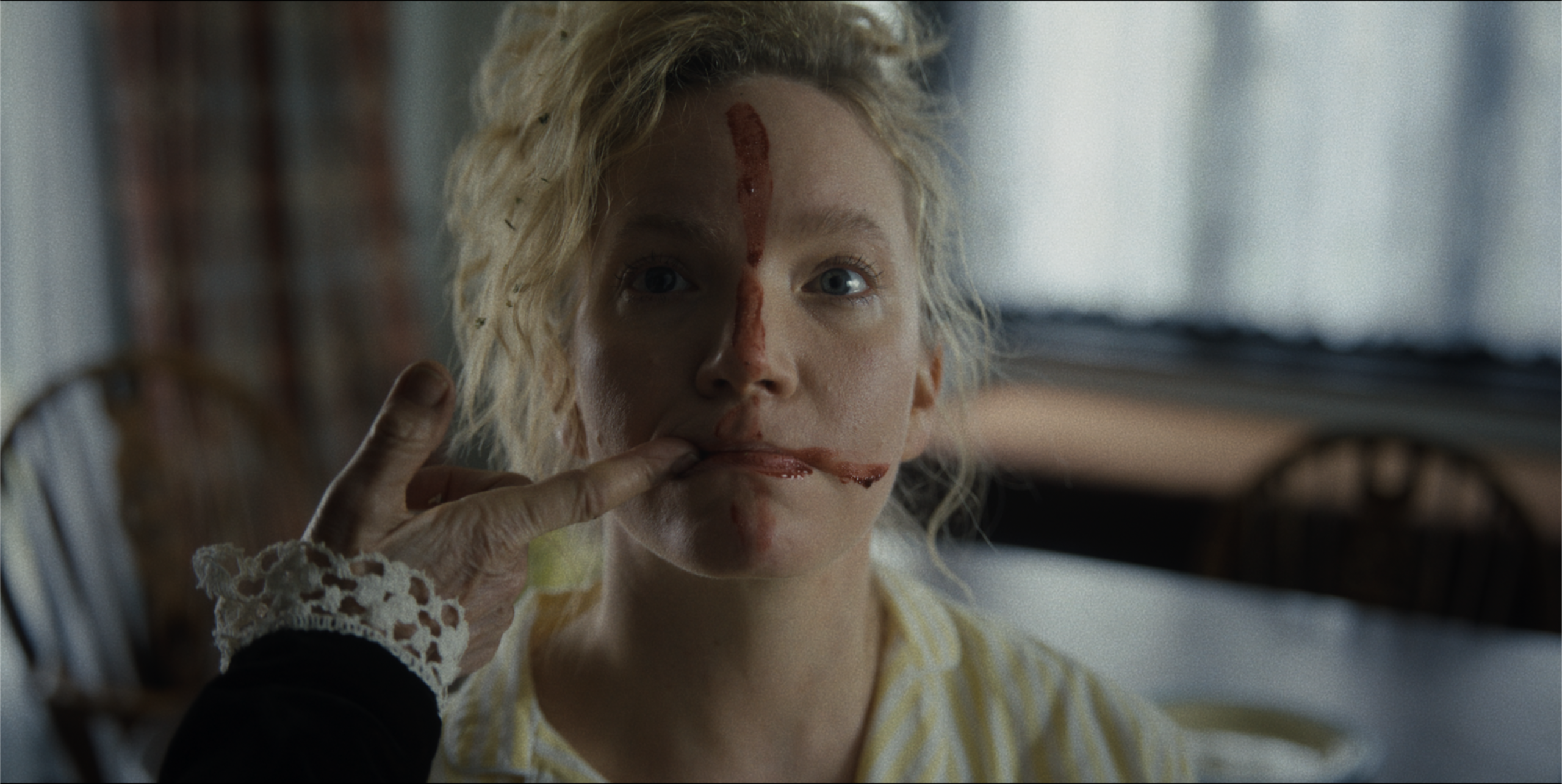 01 – The Caged – Still